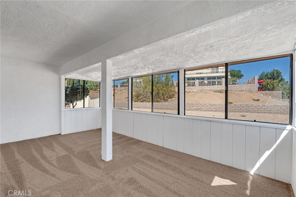 14690 Burgundy Property Photo 19