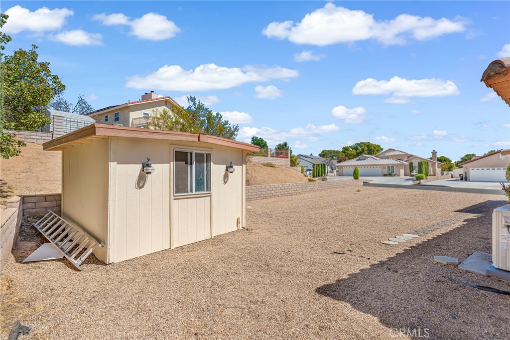 14690 Burgundy Property Photo 33