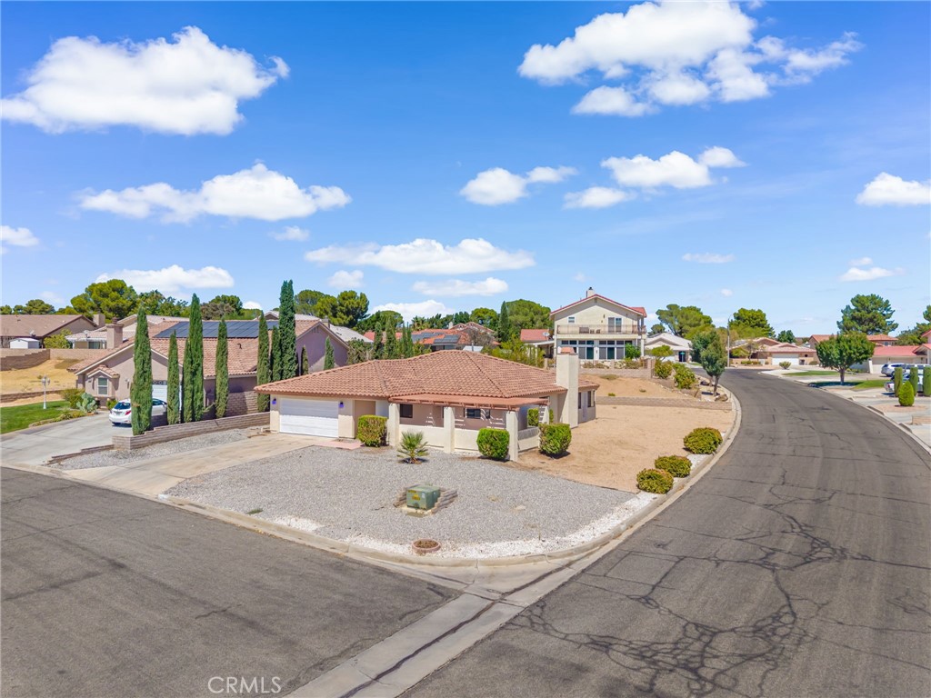14690 Burgundy Property Photo 37