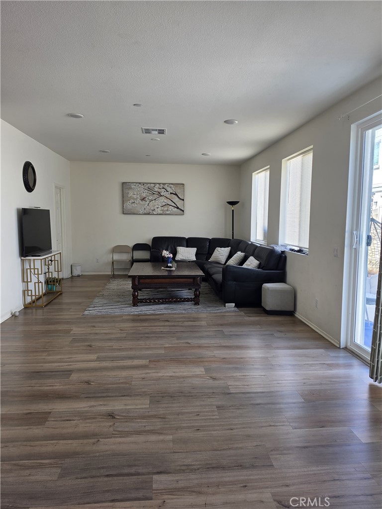 24926 Gossamer Court Property Photo 9