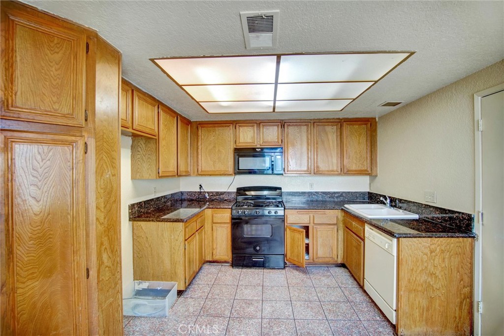 12168 Mount Vernon 47 Property Photo 12