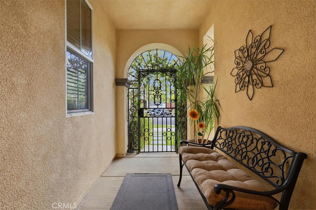 25241 Pacific Crest Property Photo 6