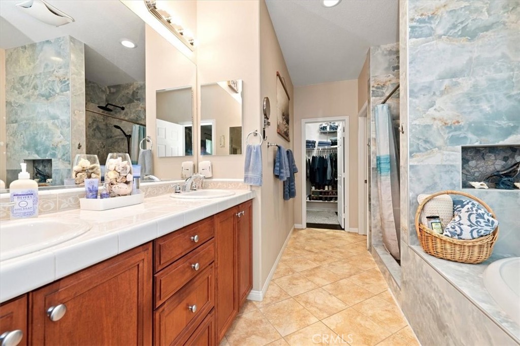 25241 Pacific Crest Property Photo 29