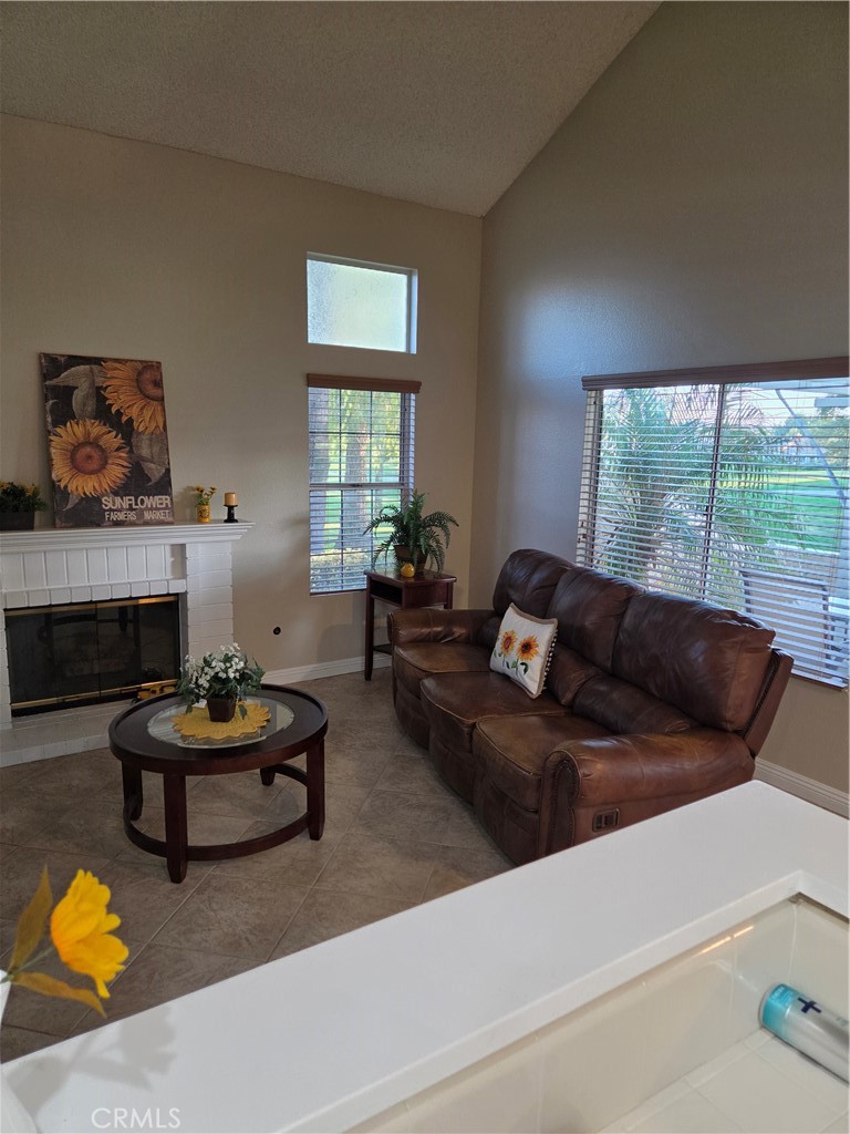 495 La Costa Dr. Property Photo 5