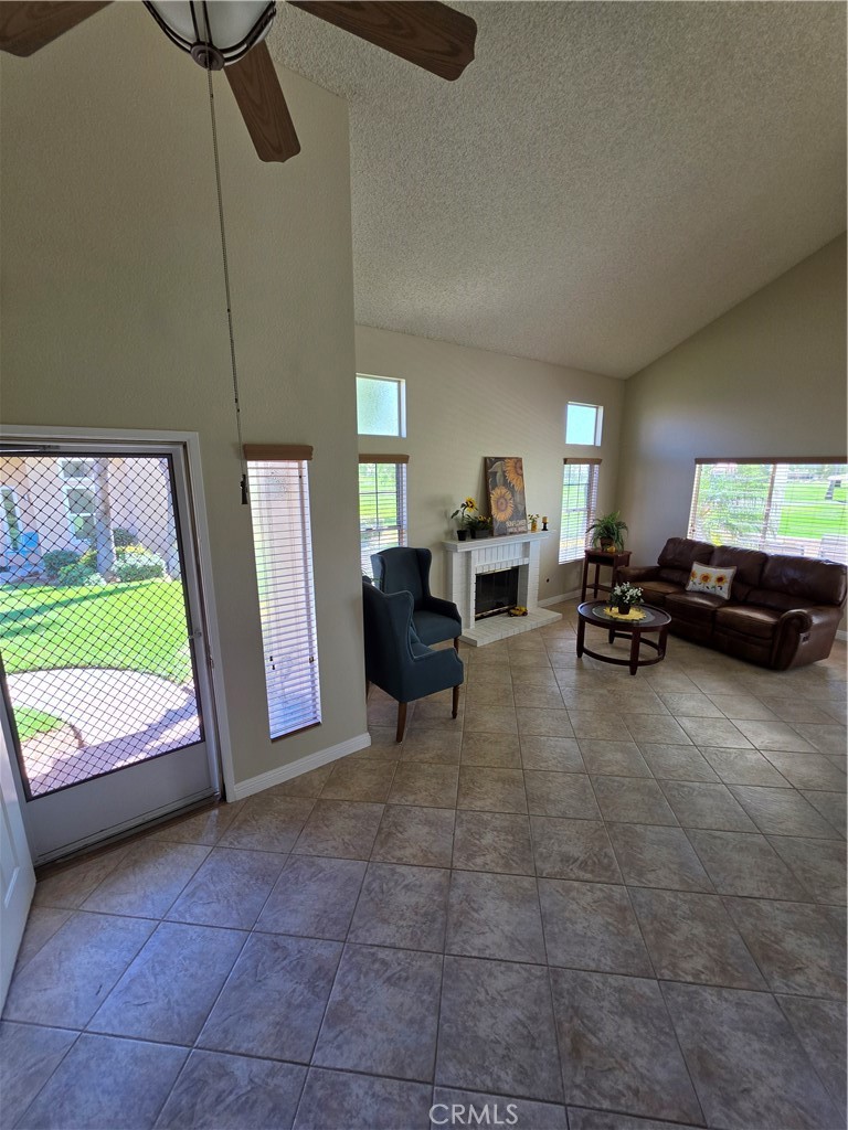 495 La Costa Dr. Property Photo 14