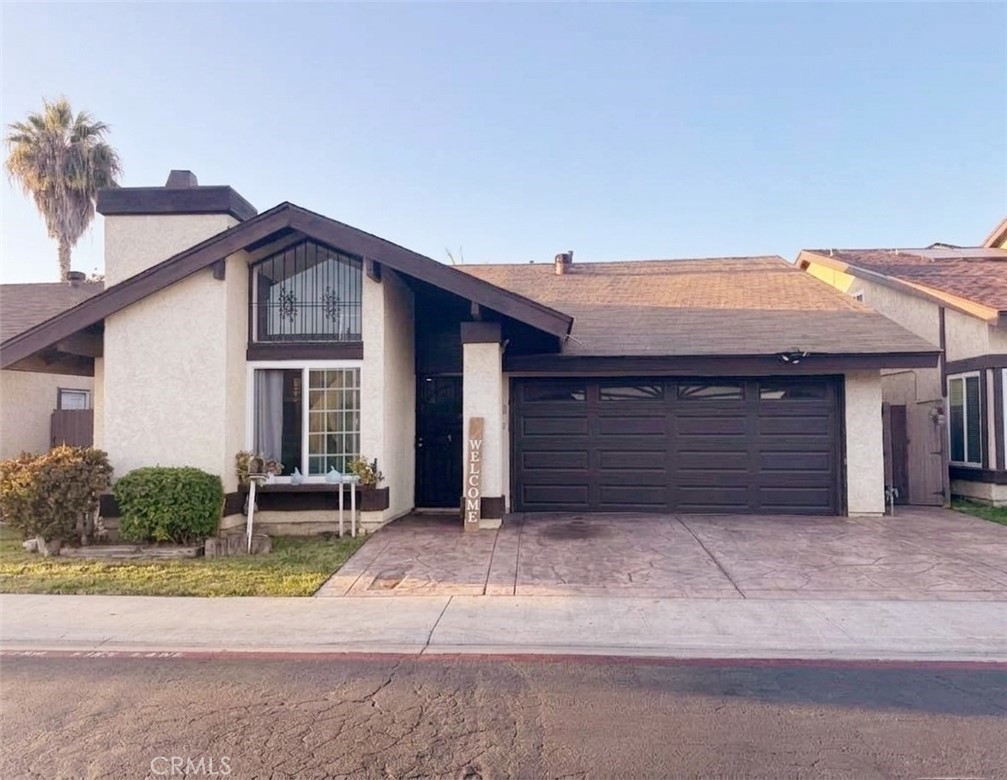 1221 27th Property Photo 1