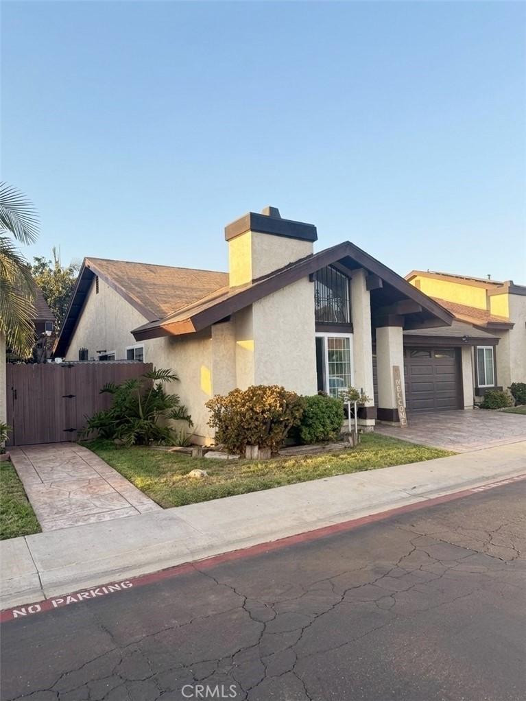 1221 27th Property Photo 2