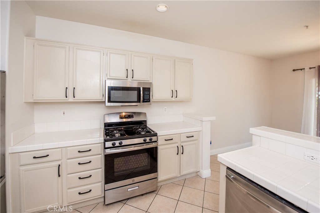 39951 Millbrook Way Property Photo 7