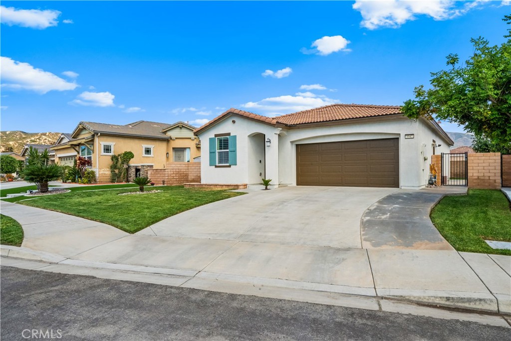 3547 Catary Property Photo 3