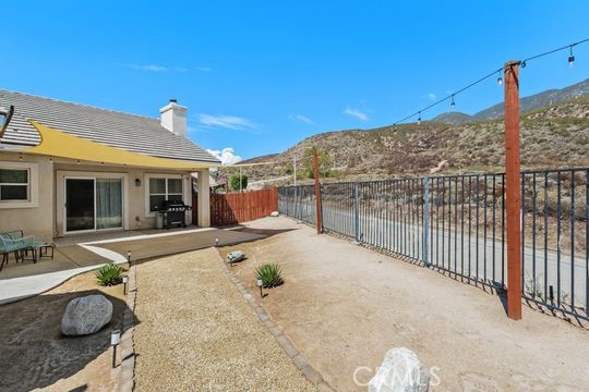 5925 Louise Street Property Photo 22