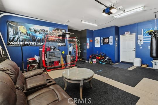 5925 Louise Street Property Photo 24