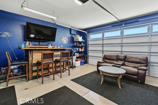 5925 Louise Street Property Photo 25