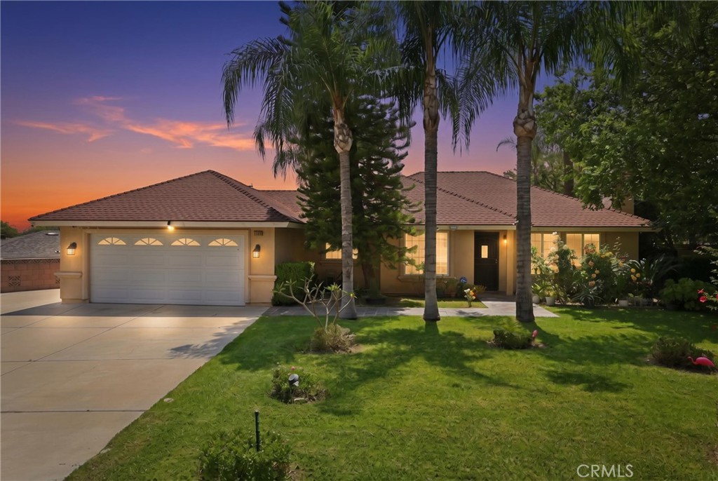 3954 Garden Property Photo 3