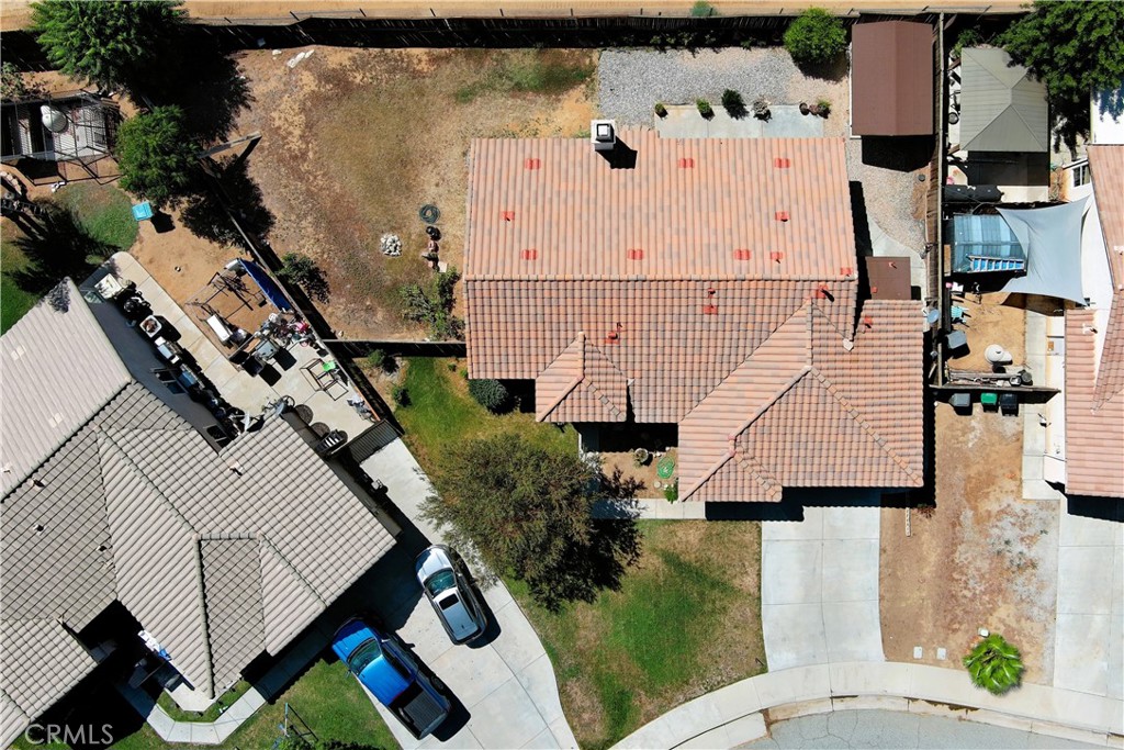 421 Dorothy Anna Drive Property Photo 3