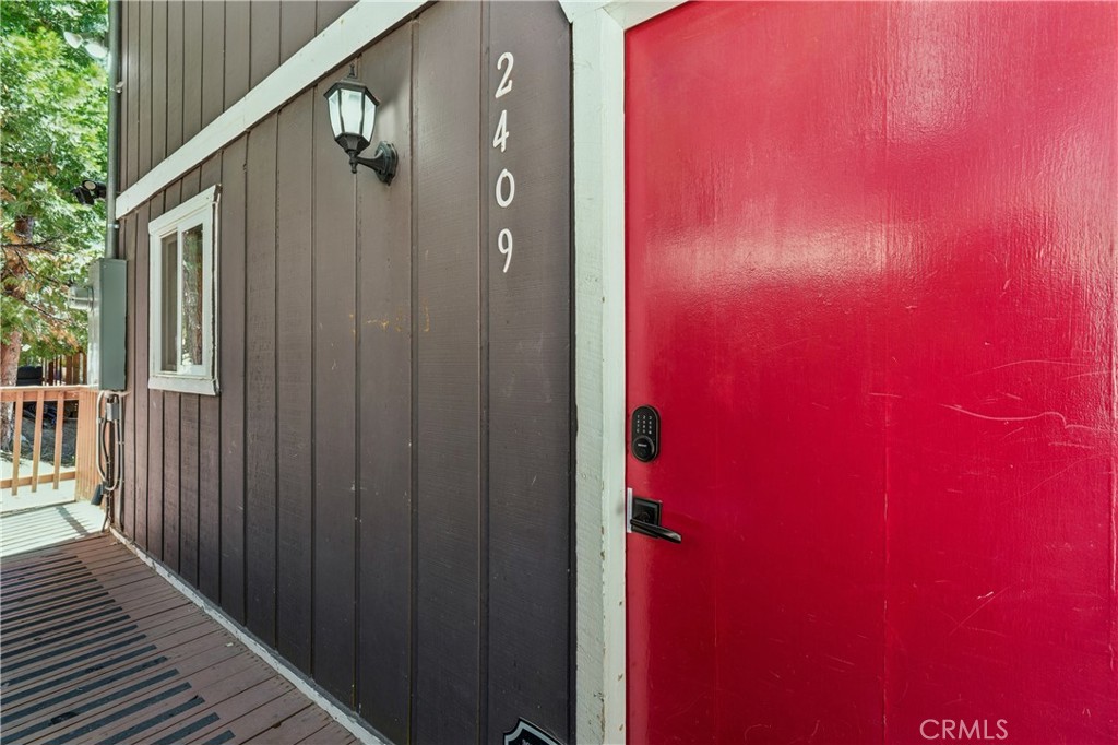 2409 Spring Oak Property Photo 3