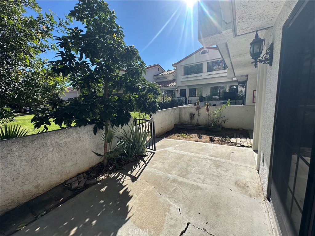 9356 19th Street K Property Photo 4