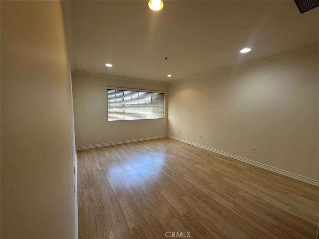 9356 19th Street K Property Photo 18