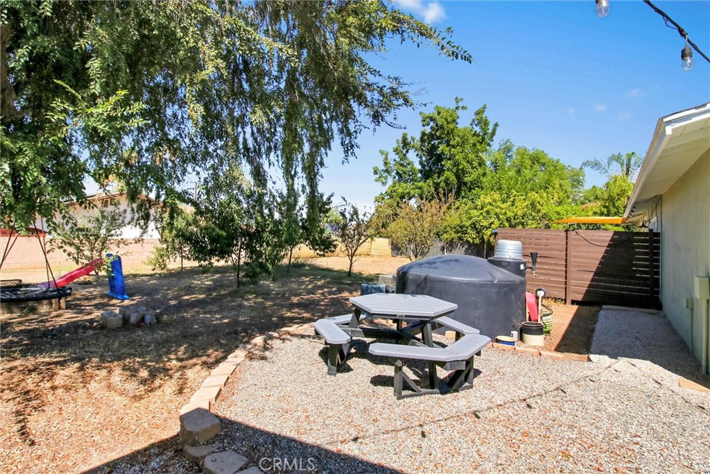 34472 Avenue H Property Photo 25