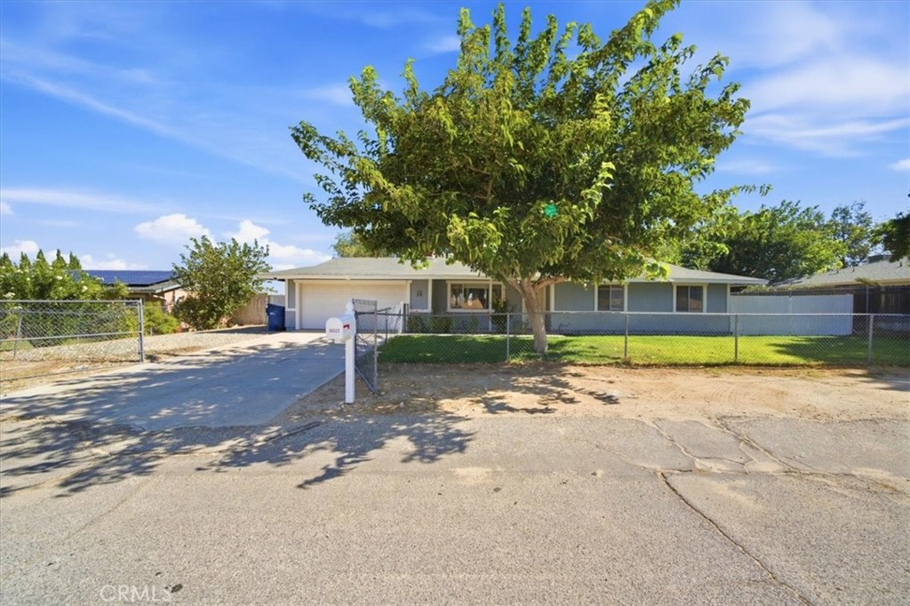 16523 Mackennas Gold Avenue Property Photo 20
