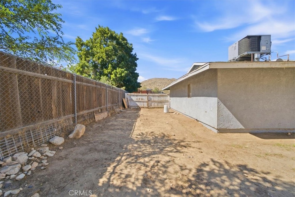 16523 Mackennas Gold Avenue Property Photo 26