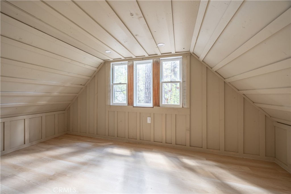 512 W Rainbow Property Photo 22