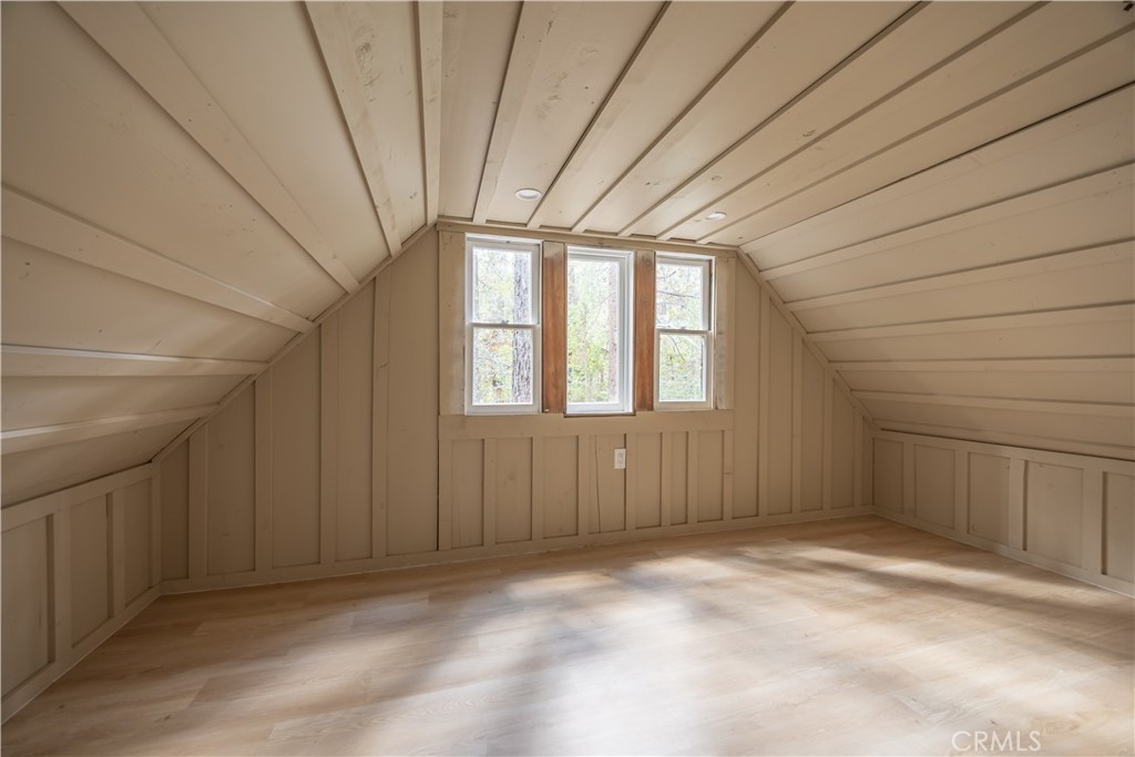 512 W Rainbow Property Photo 24