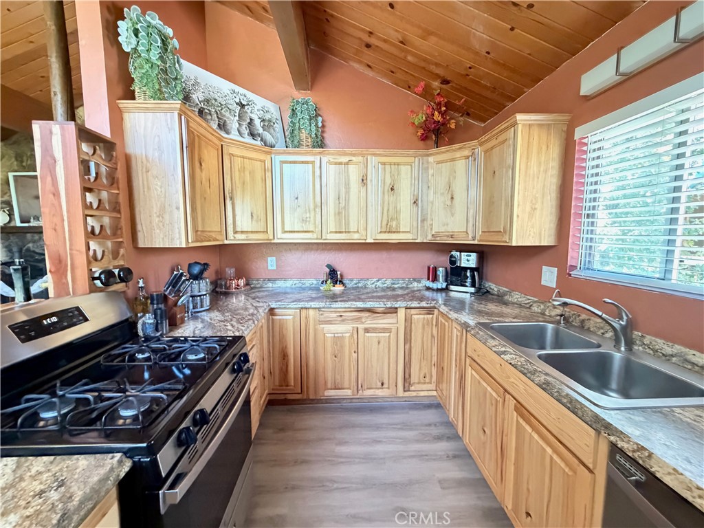 2294 Deep Creek Property Photo 5
