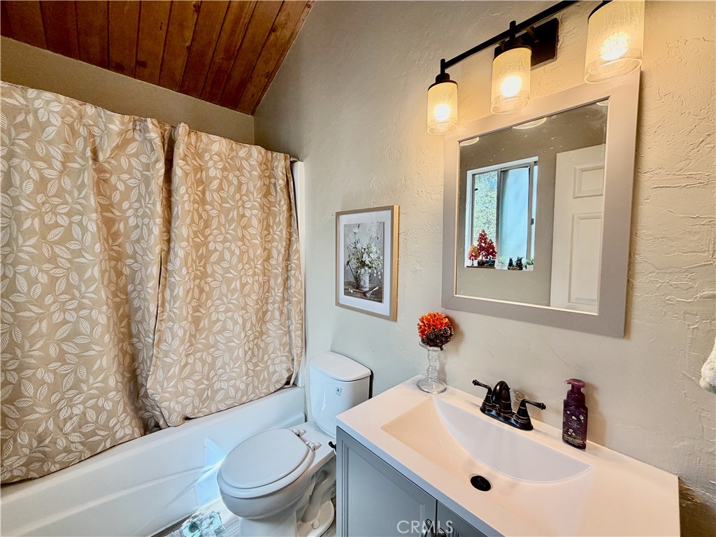 2294 Deep Creek Property Photo 16