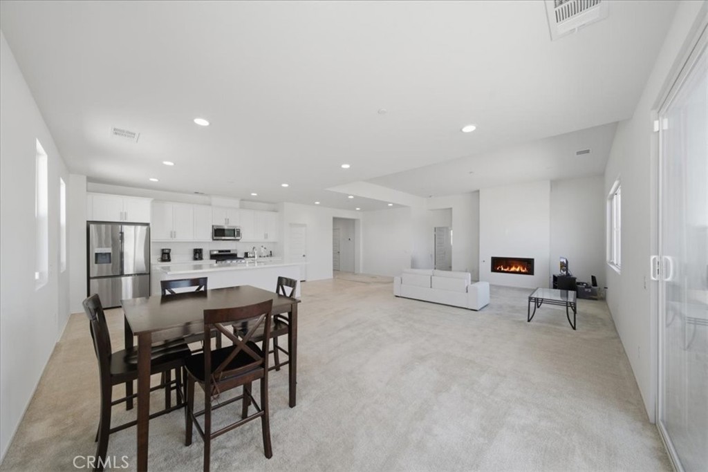8660 Chester Avenue Property Photo 8