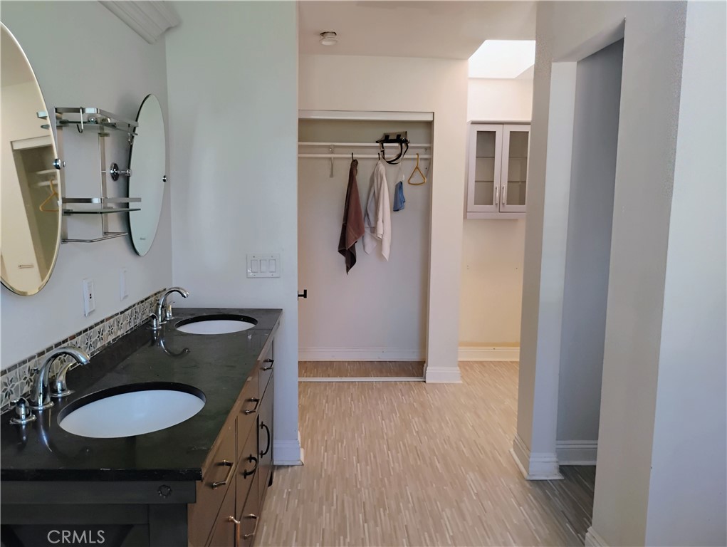 321 Park Property Photo 15