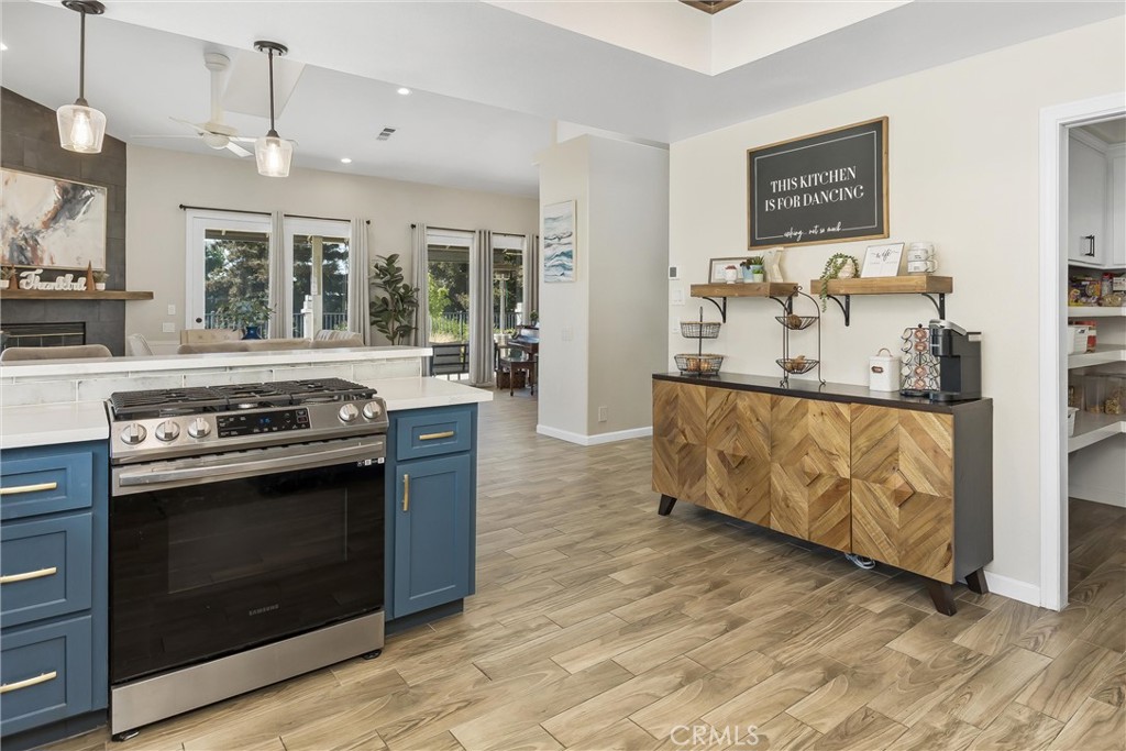 13582 Oak Hill Court Property Photo 15
