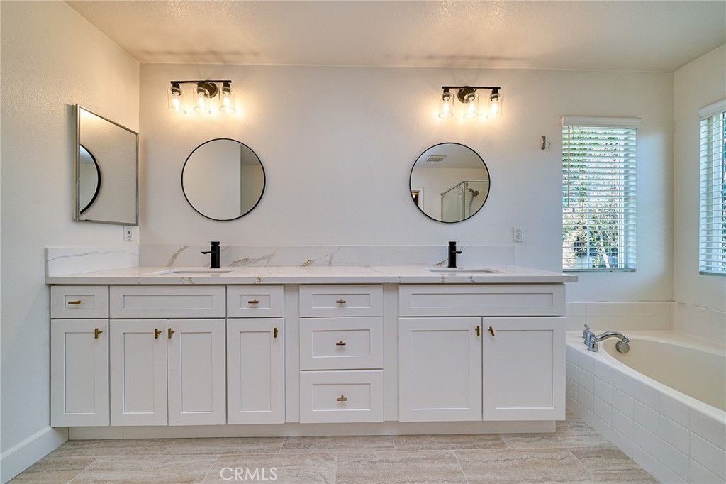 1741 E D Property Photo 11