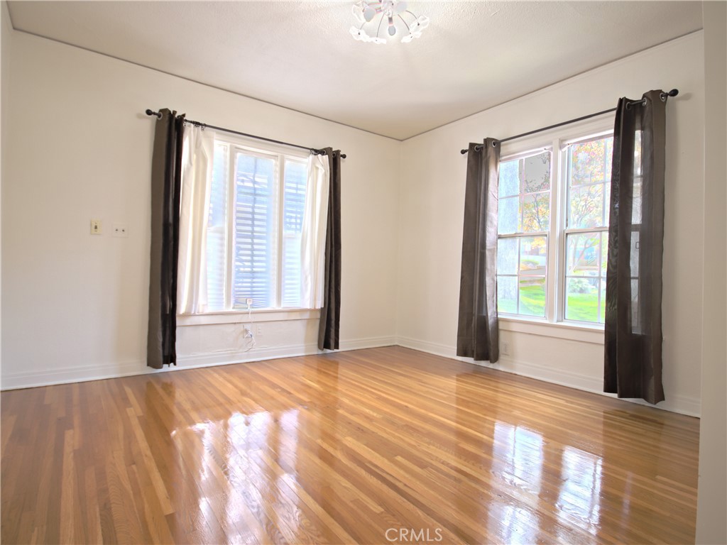 3265 Pine Street Property Photo 13