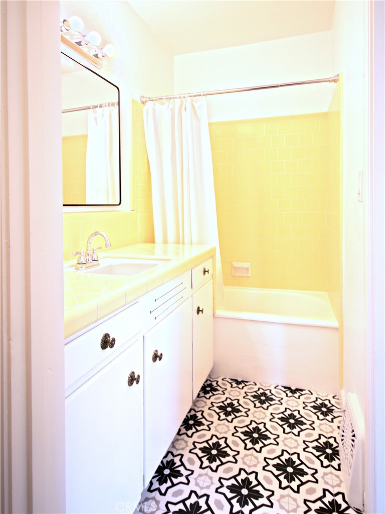 3265 Pine Street Property Photo 20