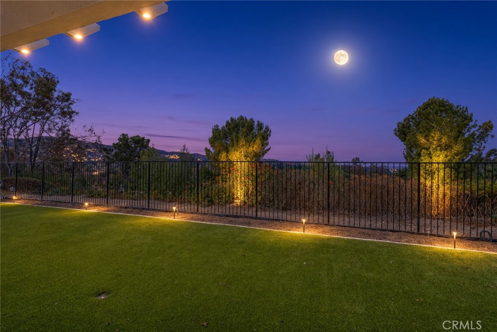 551 S Paseo Lucero Property Photo 2