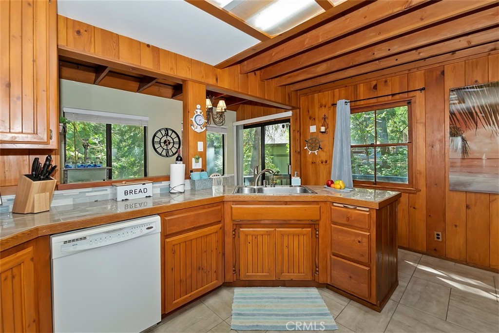 1069 Nesthorn Drive Property Photo 12