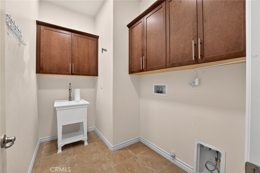 1490 Tinkers Creek Property Photo 35
