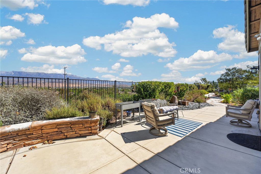 1490 Tinkers Creek Property Photo 36