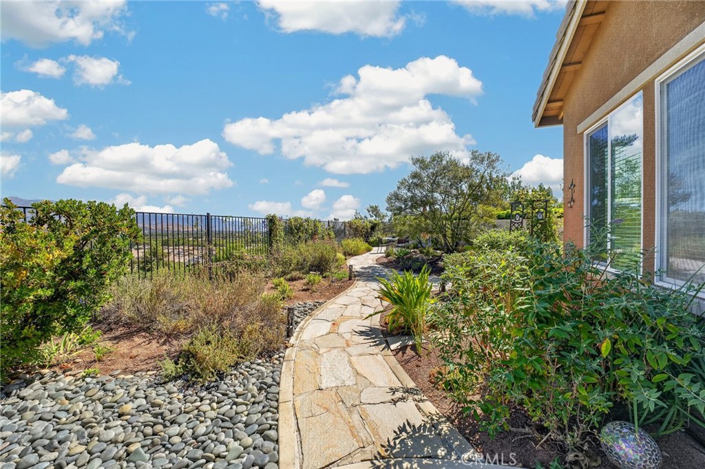 1490 Tinkers Creek Property Photo 40