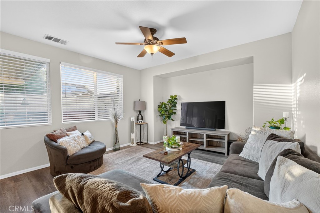 1281 Sunburst Drive Property Photo 12