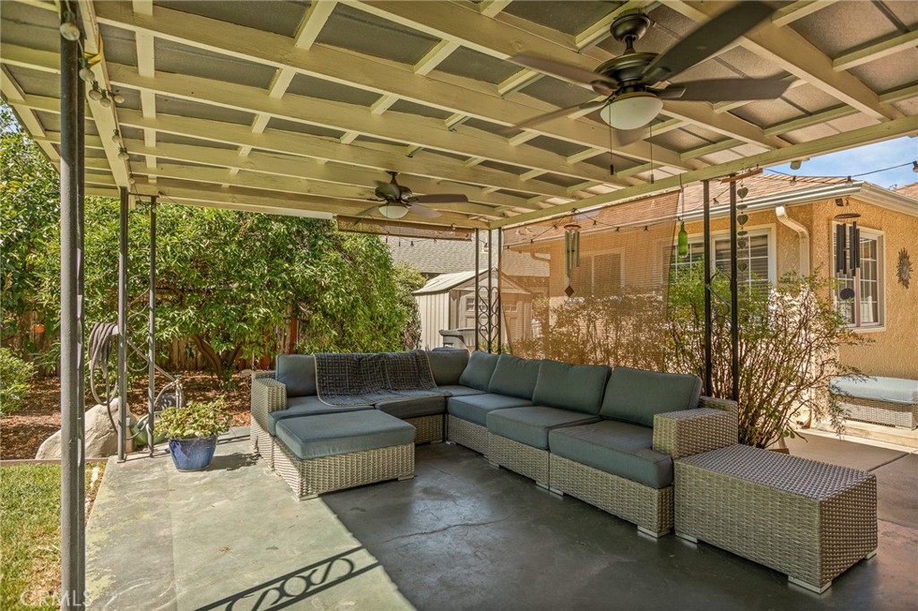 419 Walnut Avenue Property Photo 18