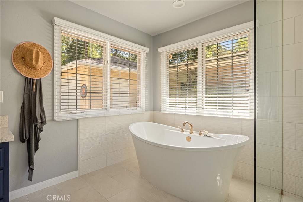419 Walnut Avenue Property Photo 24