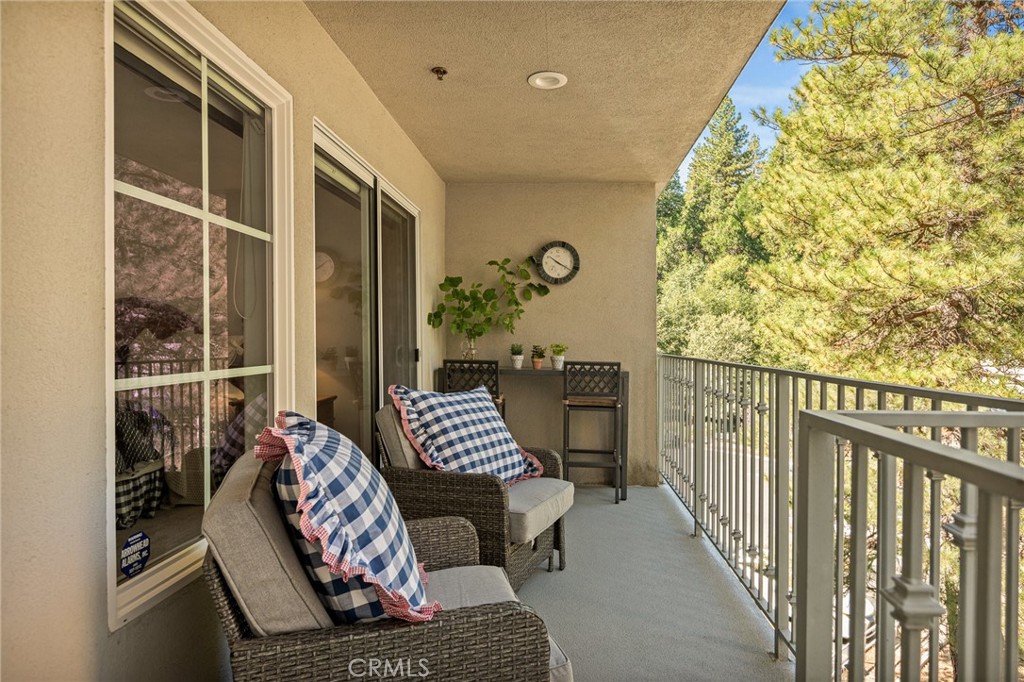 306 Villa Way Property Photo 3