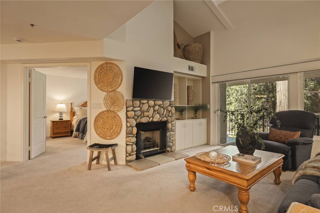 306 Villa Way Property Photo 11