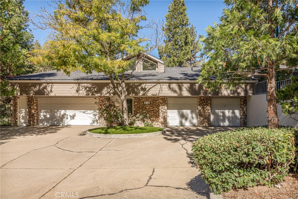 306 Villa Way Property Photo 30
