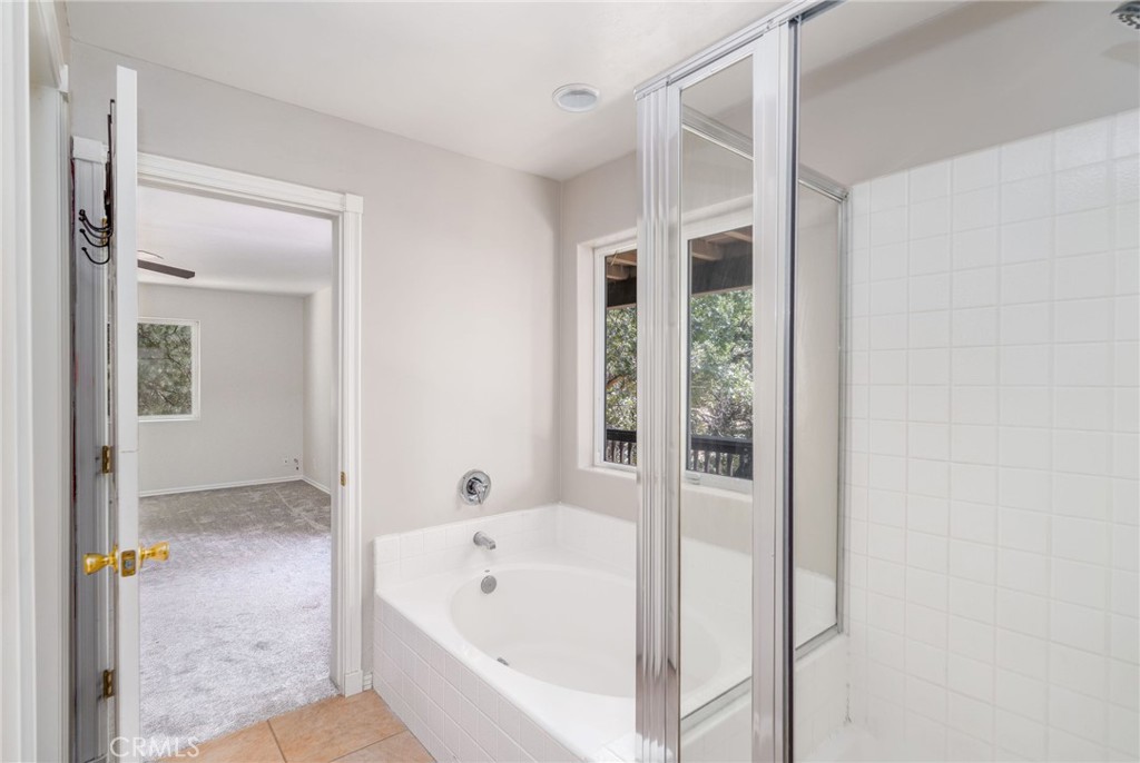 30979 Summit Drive Property Photo 14