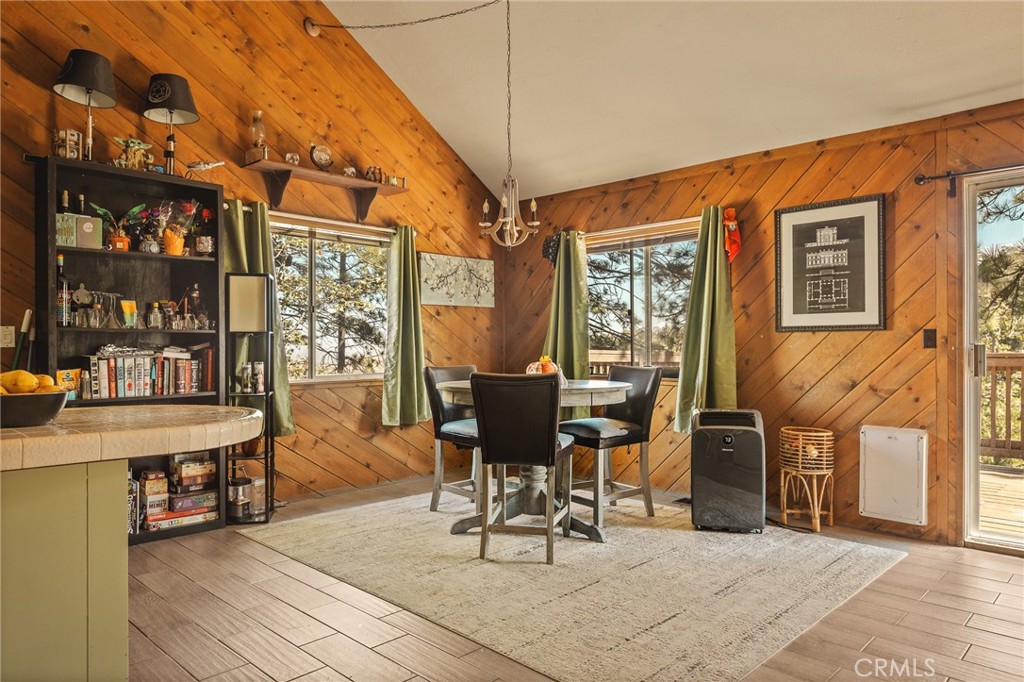 1214 Aleutian Property Photo 10