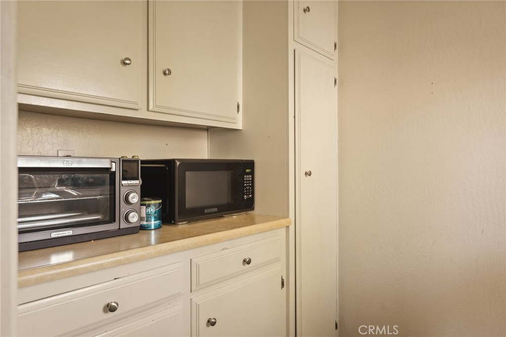 1214 Aleutian Property Photo 16