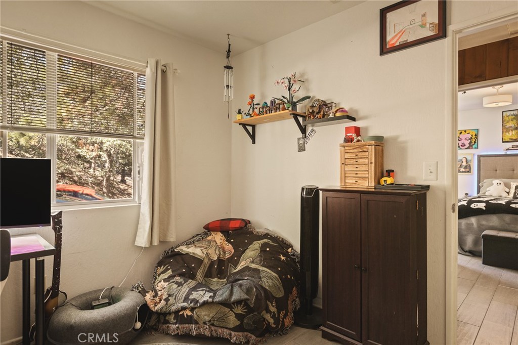 1214 Aleutian Property Photo 27