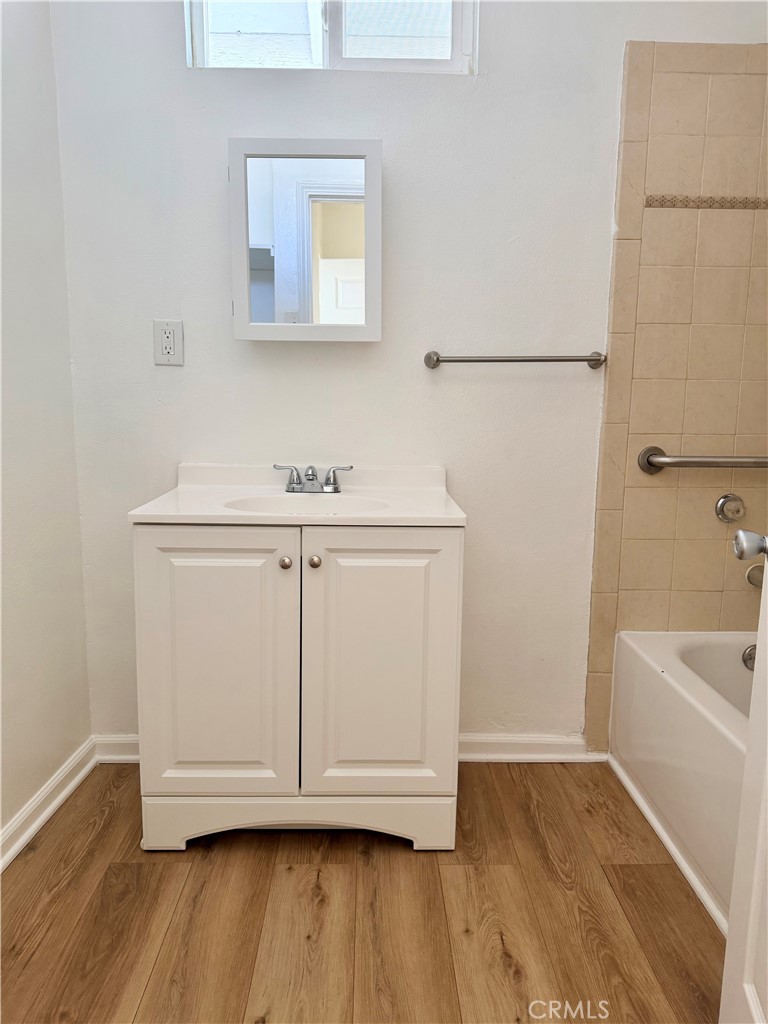 2075 Rialto Ave 72 Property Photo 5